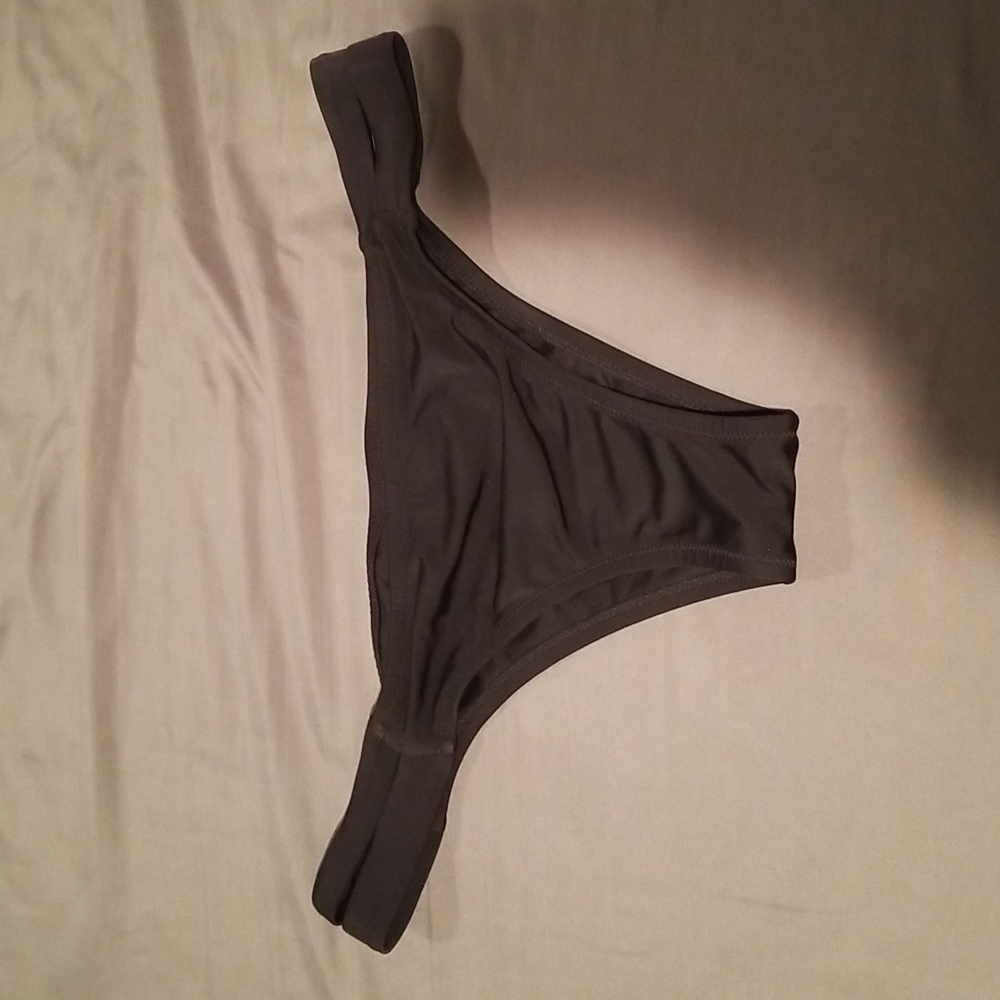 Bikini bottoms